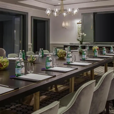 Szálloda Conrad 5*