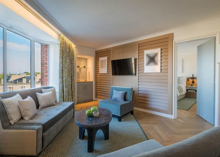 Conrad Hotel