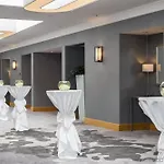 コンラッド ホテル