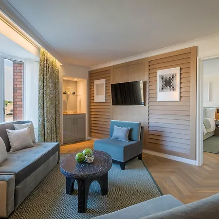 Conrad Hotel