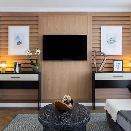 Conrad Hotel 5*