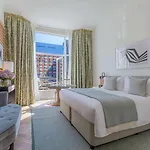 Hotel Conrad