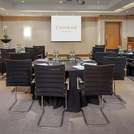 Conrad Szálloda 5*